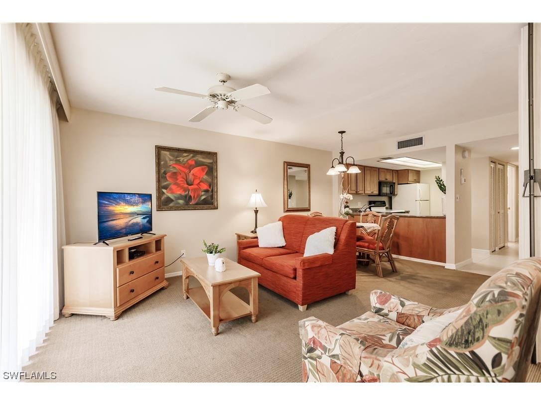 600 Neapolitan Way #218 Naples FL 34103 223024160 image1