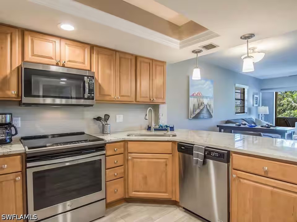 600 Neapolitan Way #341 Naples FL 34103 226016244 image8