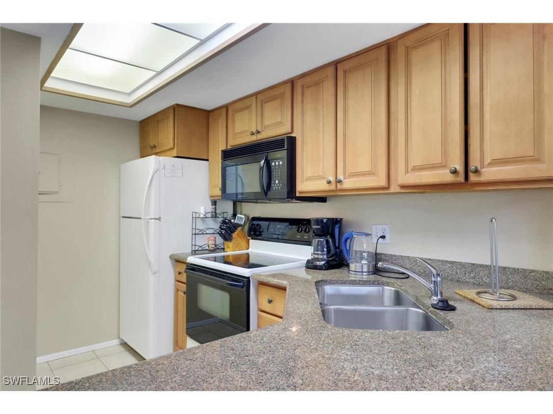 600 Neapolitan Way #345 Naples FL 34103 225043609 image20