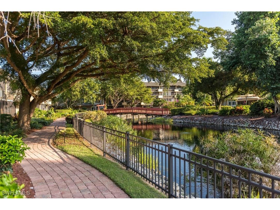 600 Neapolitan Way #345 Naples FL 34103 225043609 image34