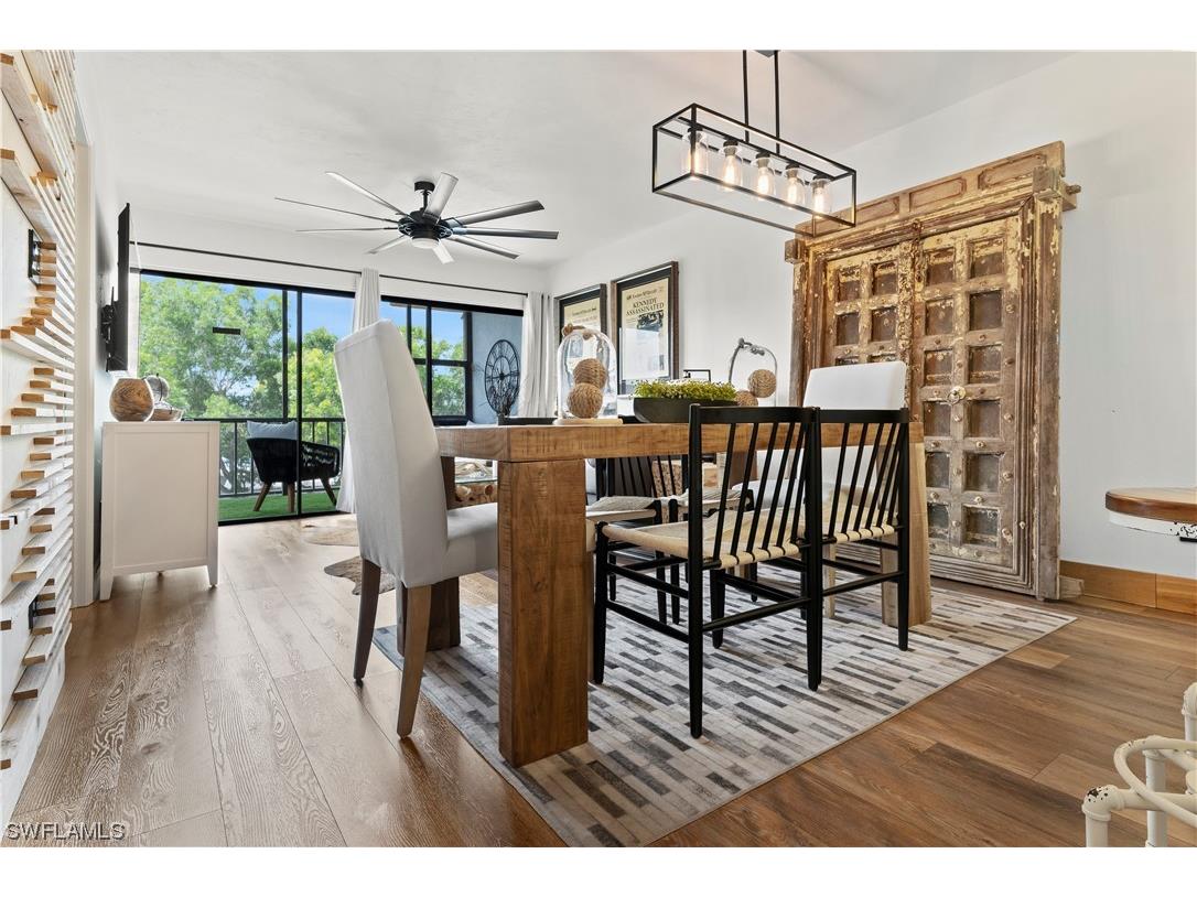 600 Neapolitan Way #353 Naples FL 34103 224021144 image1