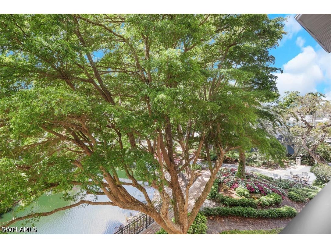 600 Neapolitan Way #357 Naples FL 34103 226015932 image25