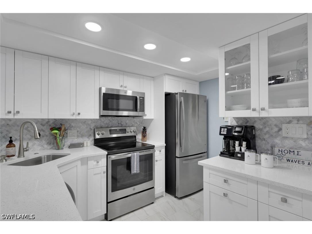 600 Neapolitan Way #357 Naples FL 34103 226015932 image3