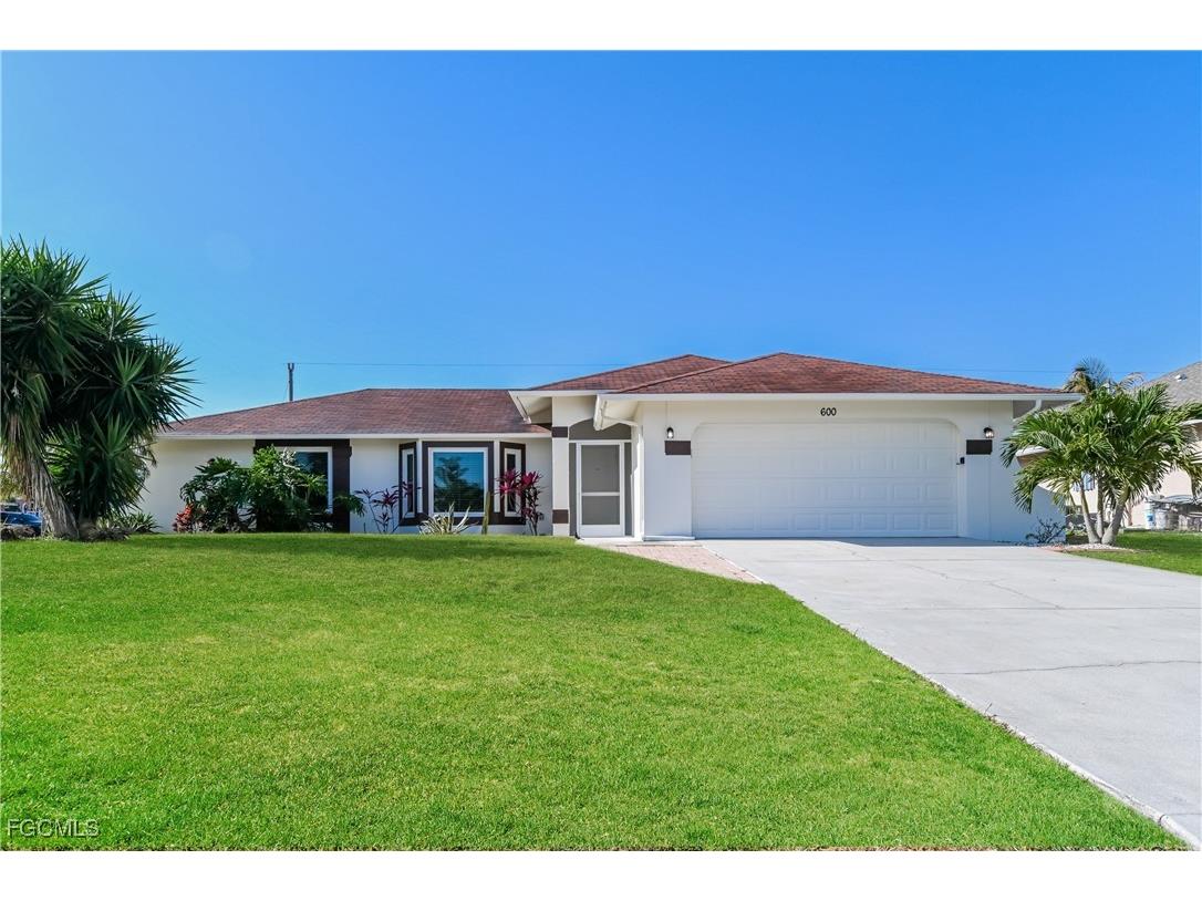 600 SW 18th Terrace Cape Coral FL 33991 2026003953 image1