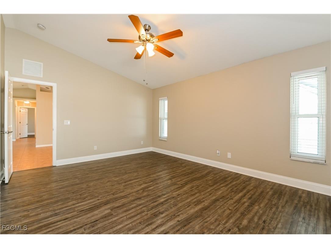600 SW 18th Terrace Cape Coral FL 33991 2026003953 image13