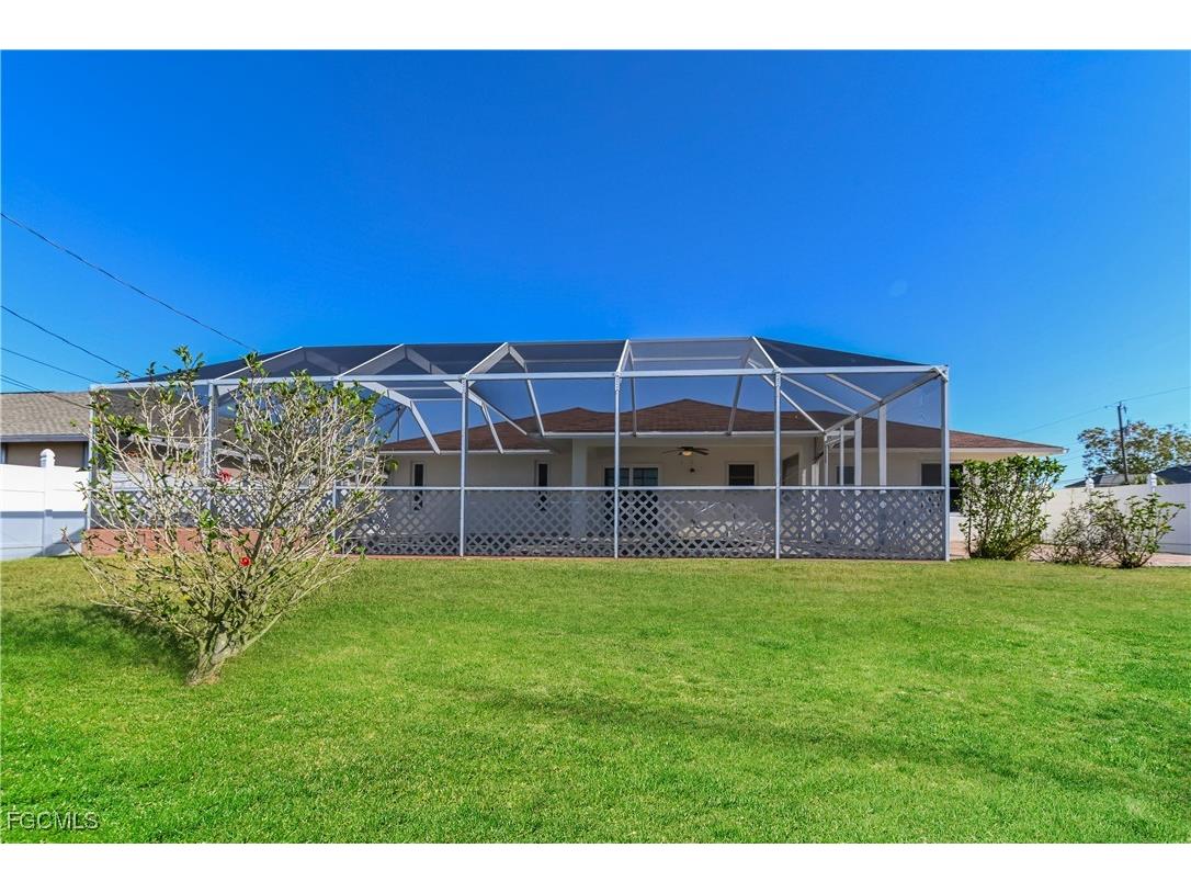 600 SW 18th Terrace Cape Coral FL 33991 2026003953 image15
