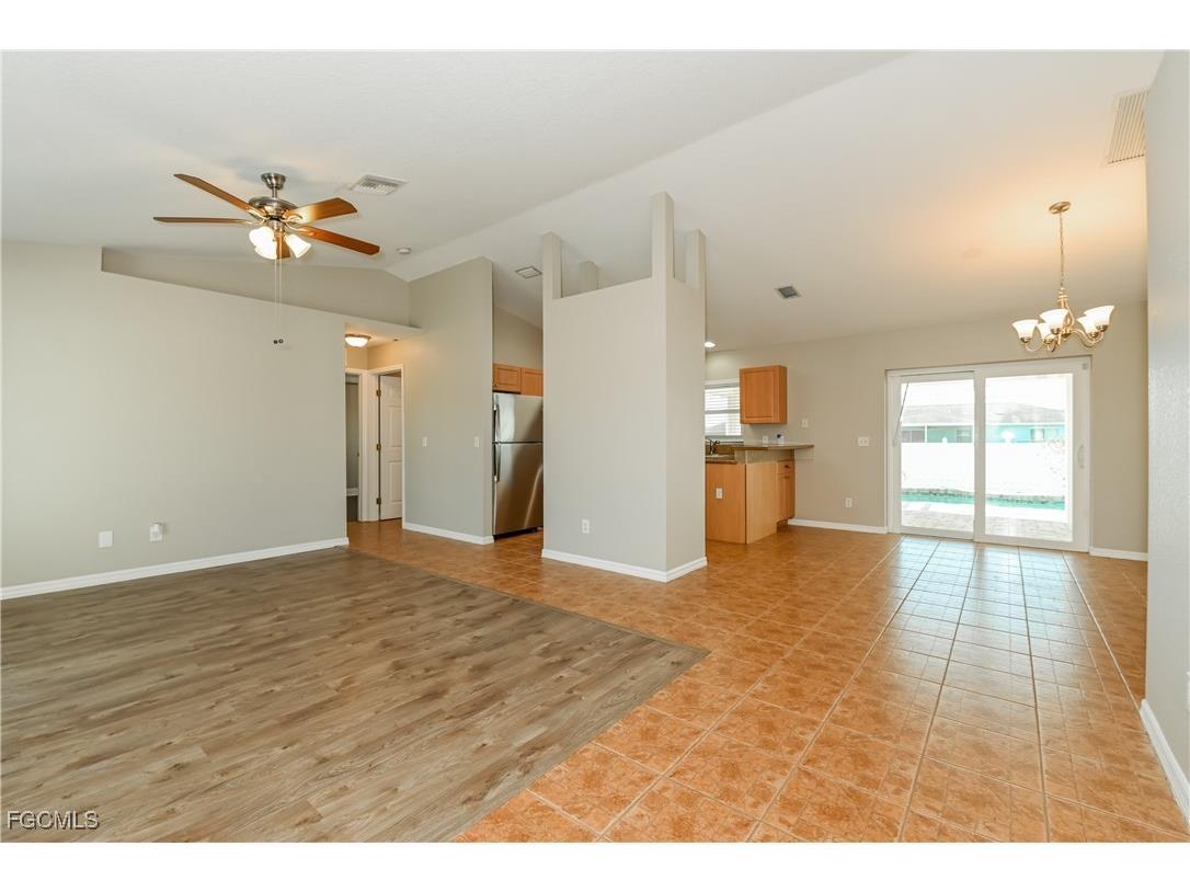 600 SW 18th Terrace Cape Coral FL 33991 2026003953 image4