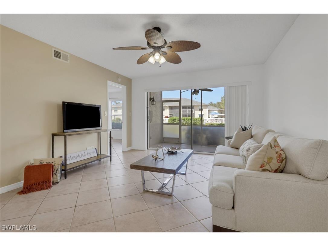 600 Squire Circle #103 Naples FL 34104 226005857 image10