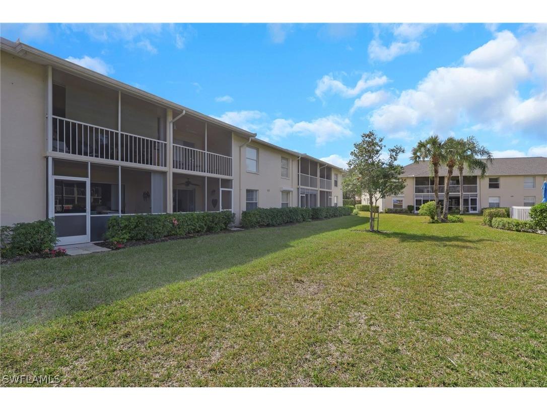 600 Squire Circle #103 Naples FL 34104 226005857 image21