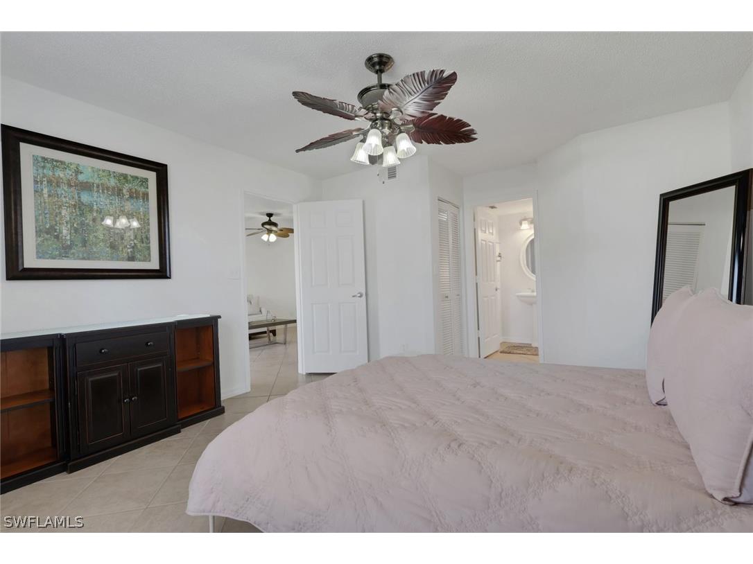 600 Squire Circle #103 Naples FL 34104 226005857 image6