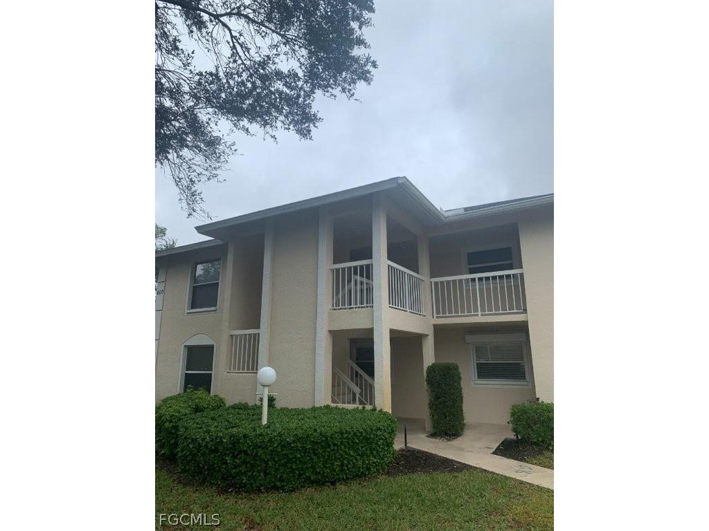 600 Squire Circle #202 Naples FL 34104 2026007501 image1