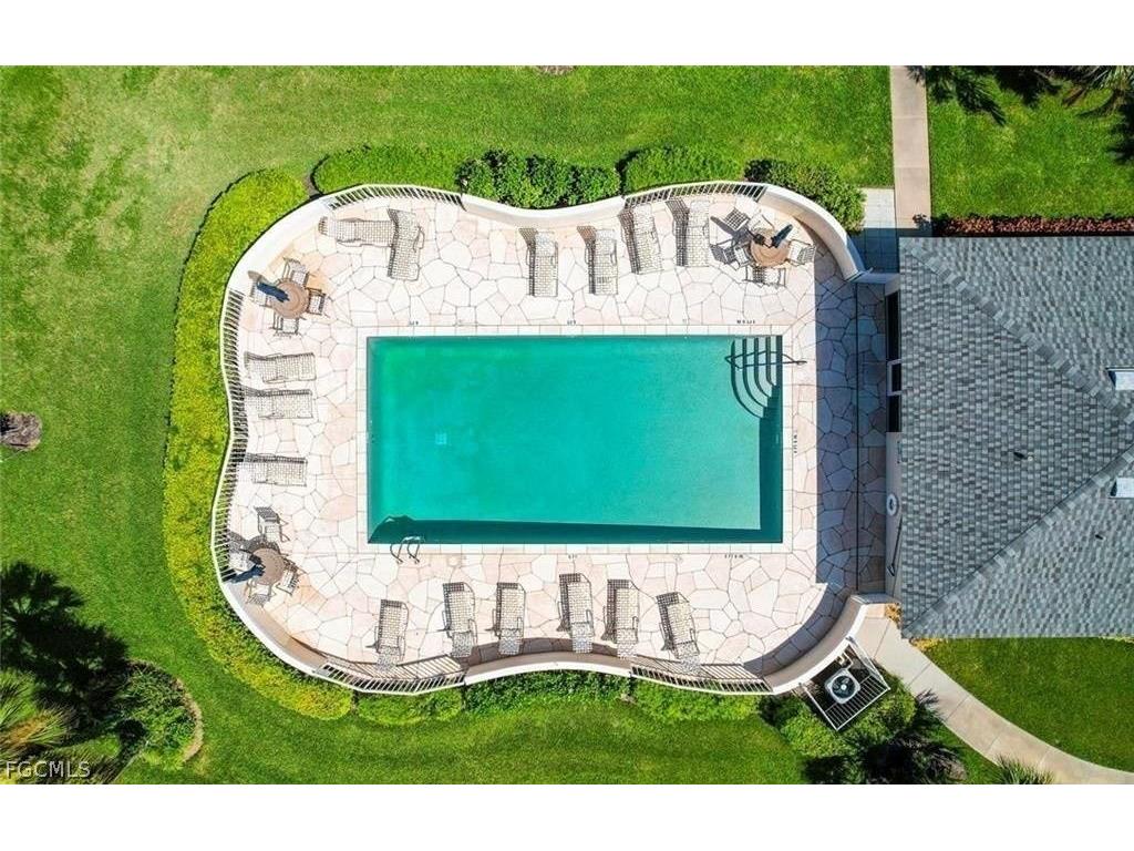 600 Squire Circle #202 Naples FL 34104 2026007501 image21