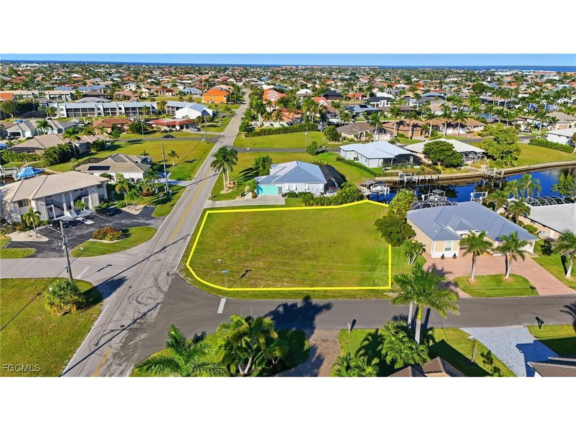600 Via Tripoli Punta Gorda FL 33950 2025015849 image12