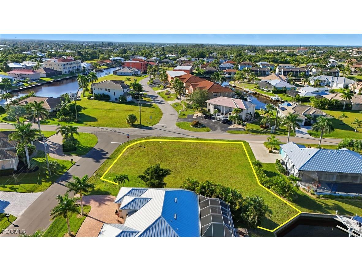 600 Via Tripoli Punta Gorda FL 33950 2025015849 image16