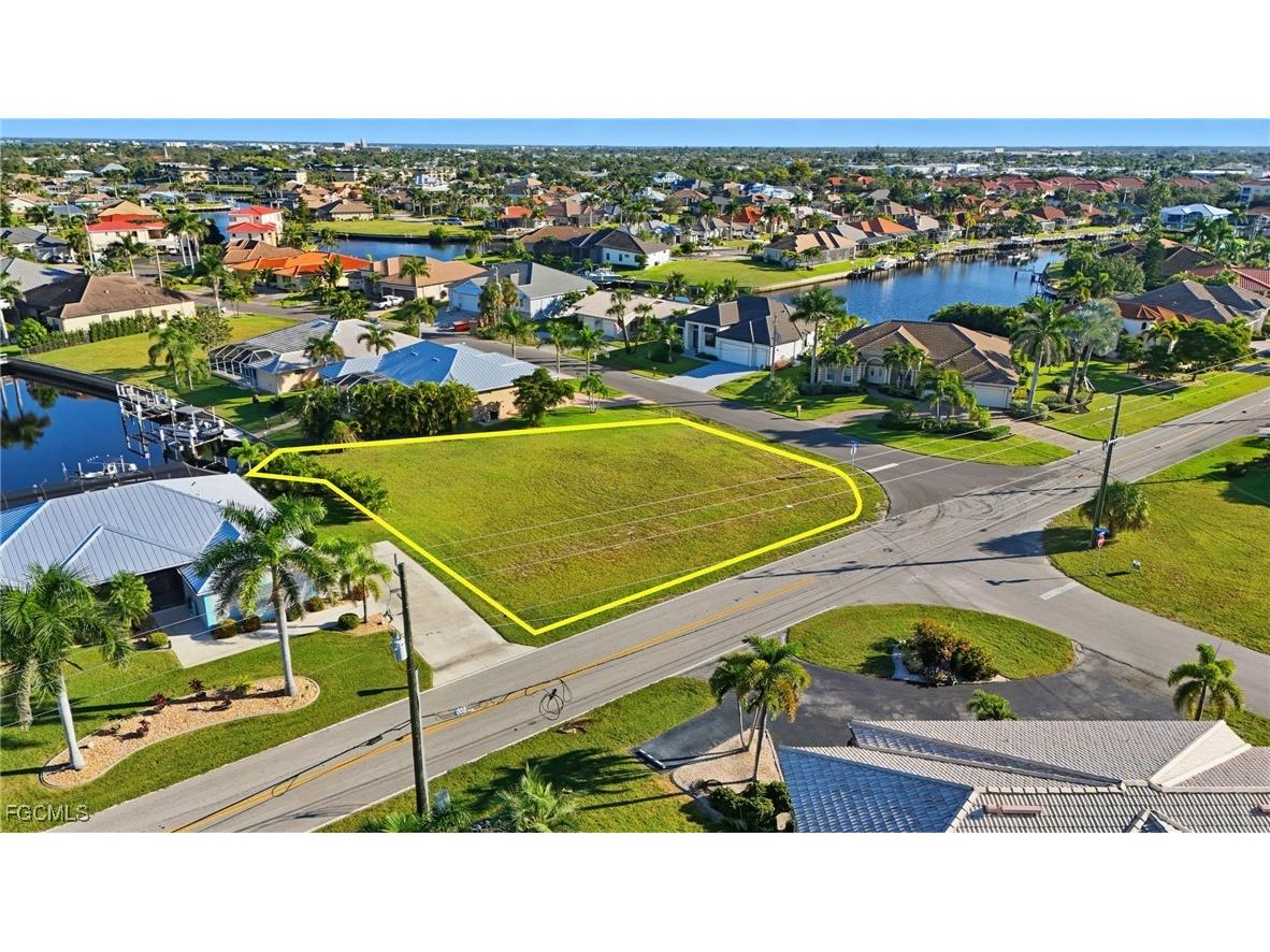 600 Via Tripoli Punta Gorda FL 33950 2025015849 image4