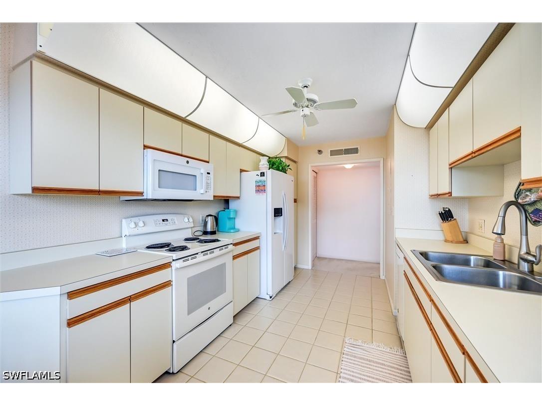 6000 Pelican Bay Boulevard #1202 Naples FL 34108 226022649 image11