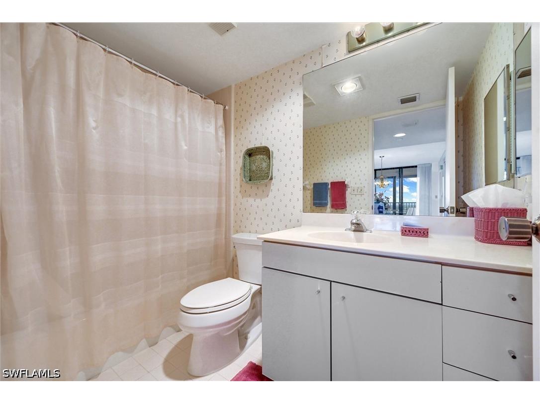 6000 Pelican Bay Boulevard #1202 Naples FL 34108 226022649 image12