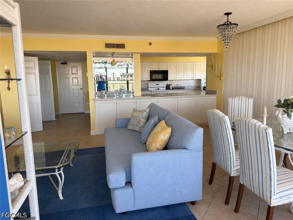 6000 Pelican Bay Boulevard #904 Naples FL 34108 2026031517 image5