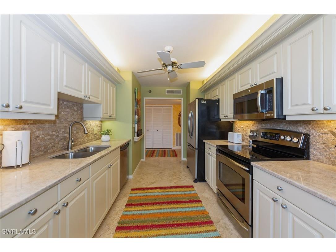 6000 Pelican Bay Boulevard #C-204 Naples FL 34108 225074097 image6