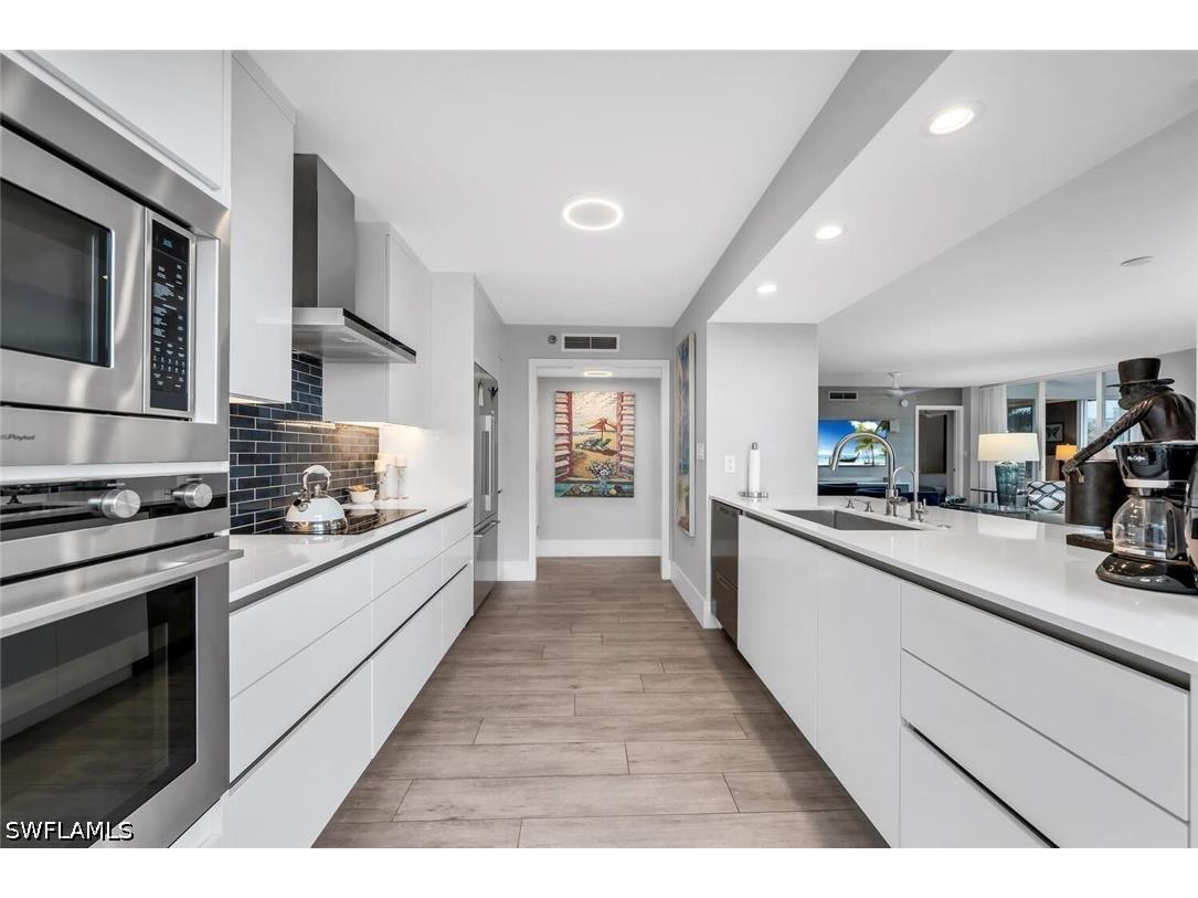 6000 Pelican Bay Boulevard #C202 Naples FL 34108 226013283 image8