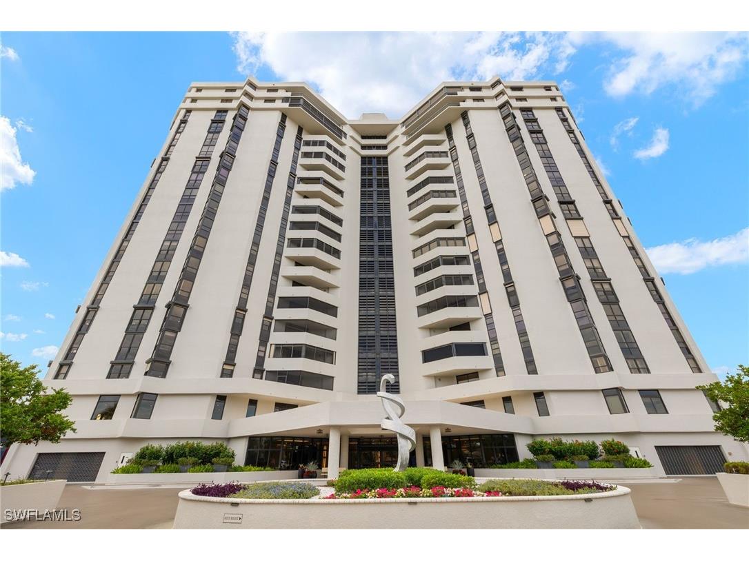 6001 Pelican Bay Boulevard #1205 Naples FL 34108 225073225 image1