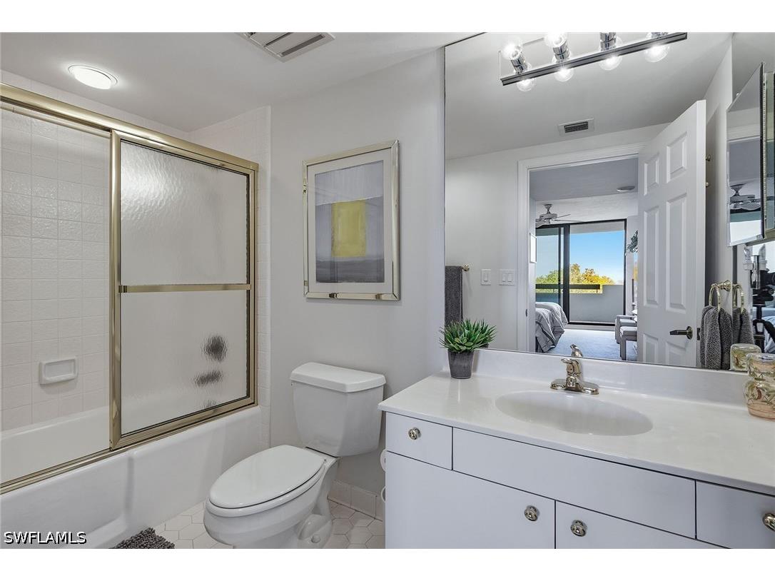 6001 Pelican Bay Boulevard #201 Naples FL 34108 226016372 image22
