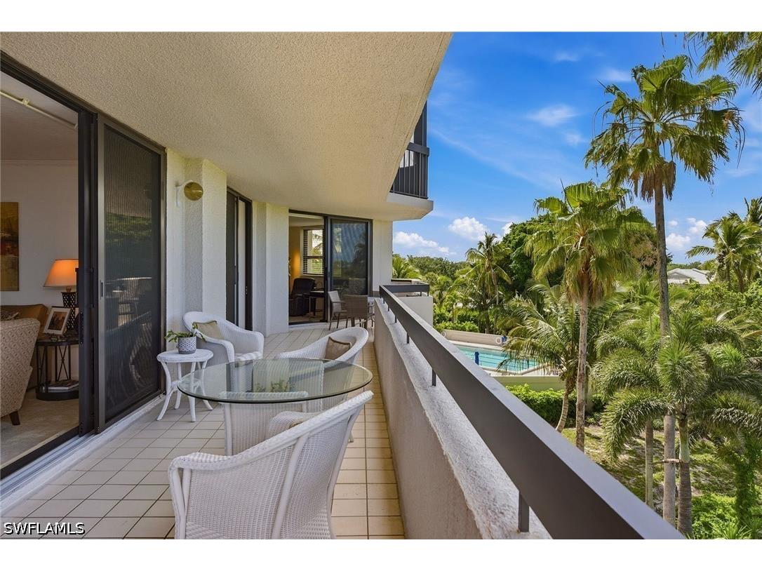6001 Pelican Bay Boulevard #201 Naples FL 34108 226016372 image26