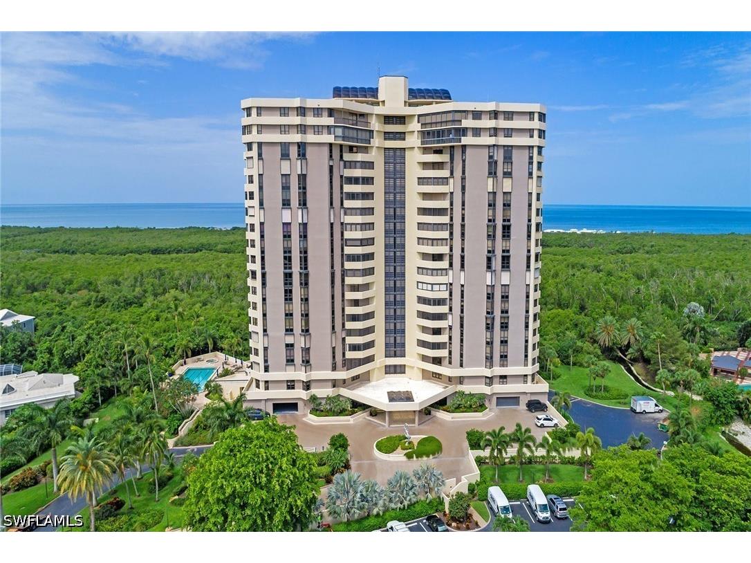 6001 Pelican Bay Boulevard #201 Naples FL 34108 226016372 image39