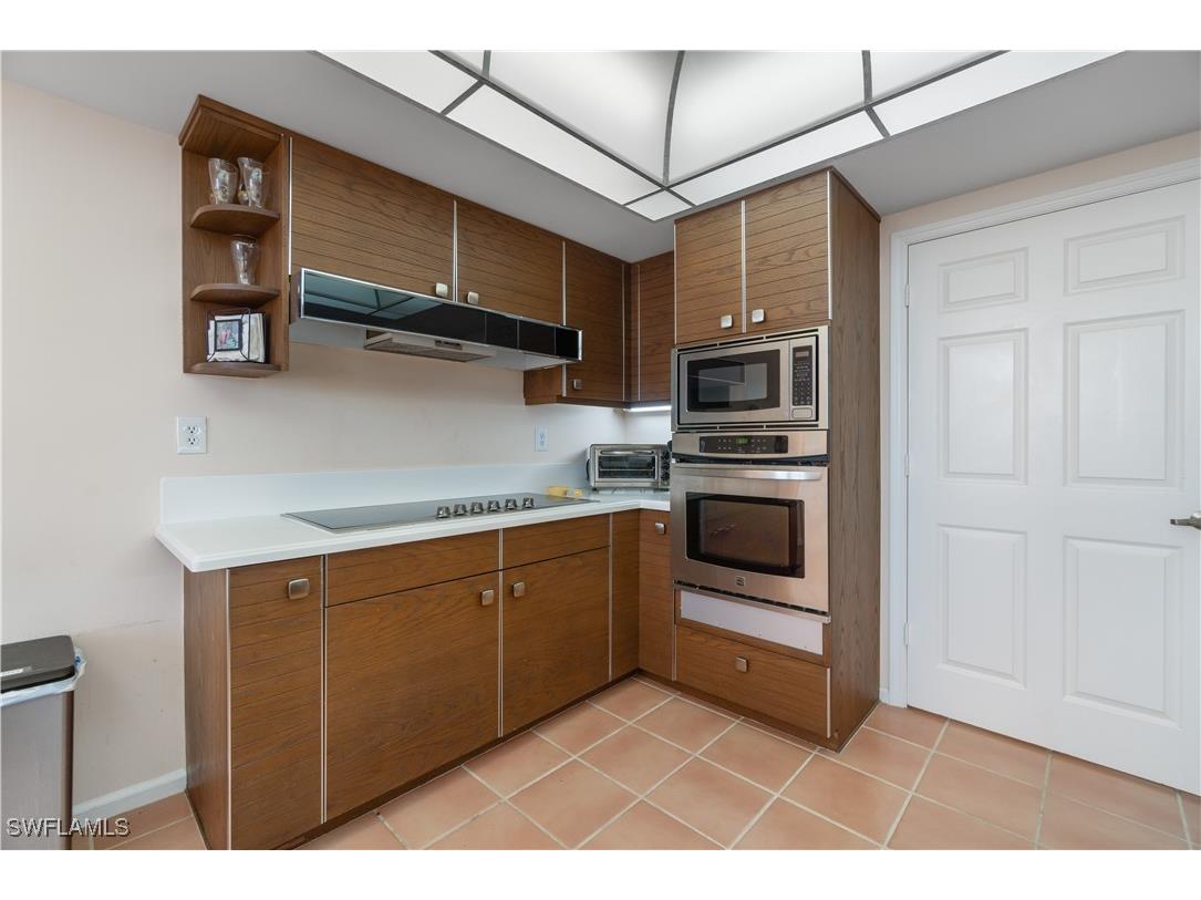 6001 Pelican Bay Boulevard #202 Naples FL 34108 225050686 image9