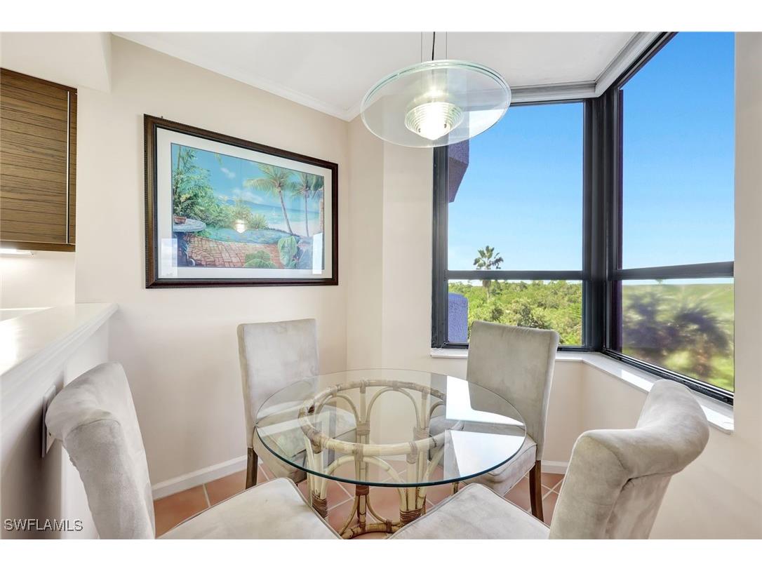 6001 Pelican Bay Boulevard #202 Naples FL 34108 225068081 image15