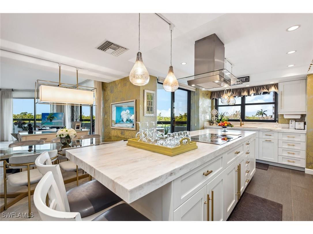 6001 Pelican Bay Boulevard #204 Naples FL 34108 225074845 image1