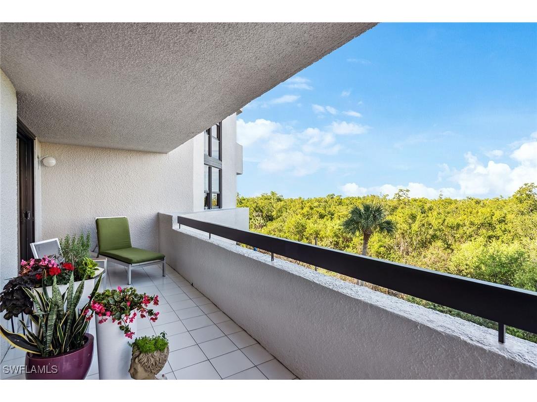 6001 Pelican Bay Boulevard #204 Naples FL 34108 225074845 image16