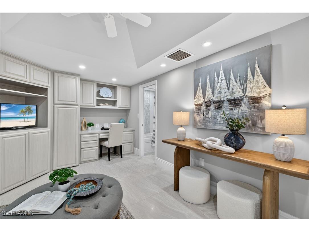 6001 Pelican Bay Boulevard #PENTHOUSE E Naples FL 34108 225083783 image16