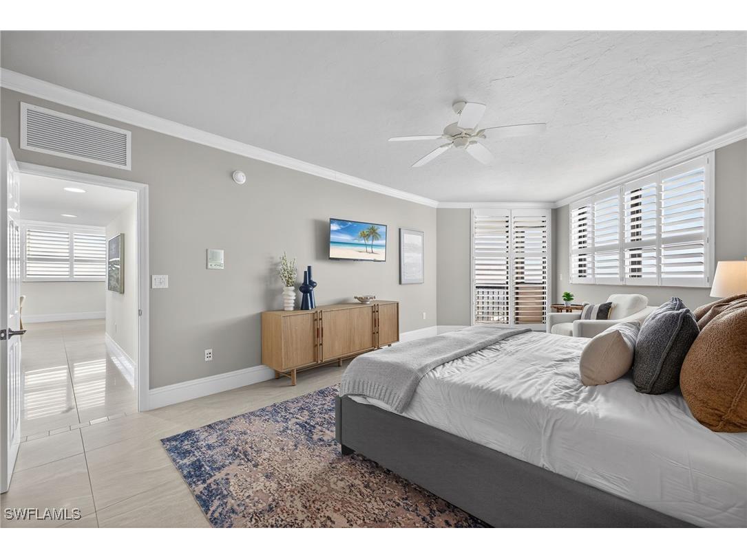 6001 Pelican Bay Boulevard #PENTHOUSE E Naples FL 34108 225083783 image18
