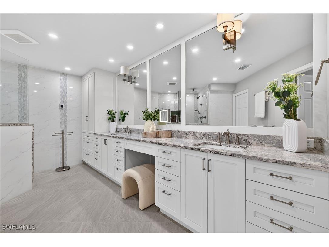 6001 Pelican Bay Boulevard #PENTHOUSE E Naples FL 34108 225083783 image22