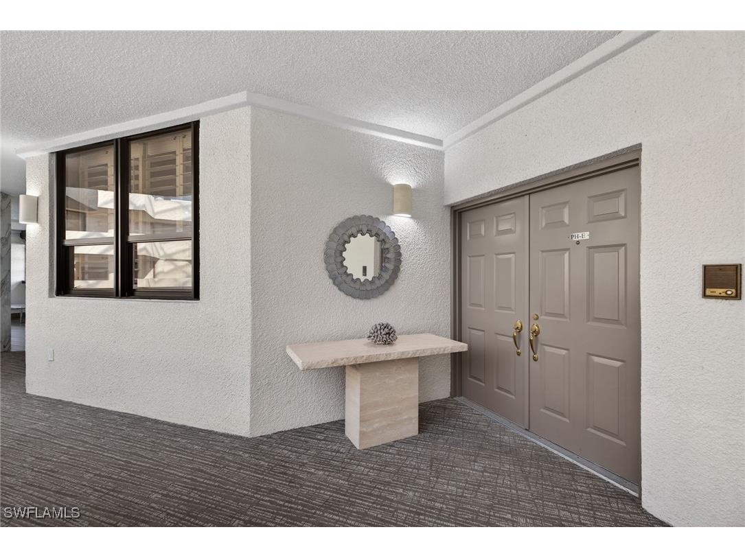 6001 Pelican Bay Boulevard #PENTHOUSE E Naples FL 34108 225083783 image44