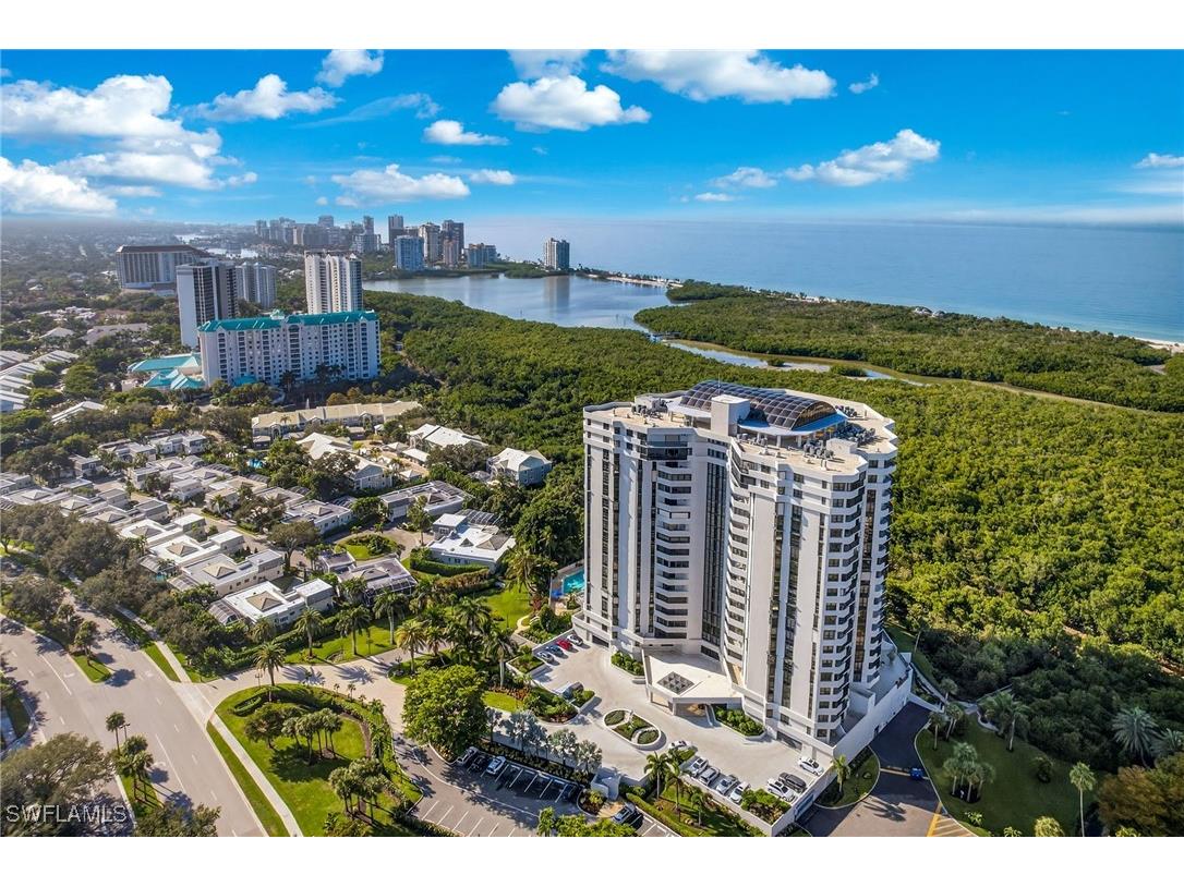 6001 Pelican Bay Boulevard #PENTHOUSE E Naples FL 34108 225083783 image47