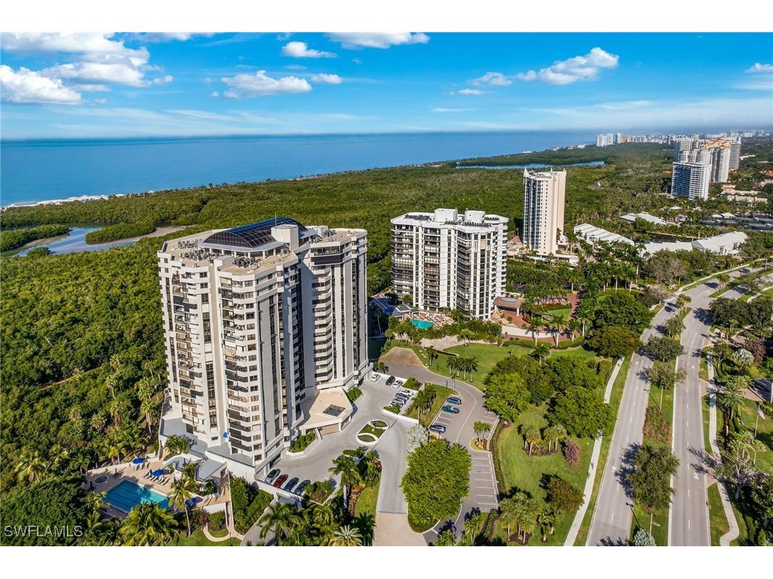 6001 Pelican Bay Boulevard #PENTHOUSE E Naples FL 34108 225083783 image48