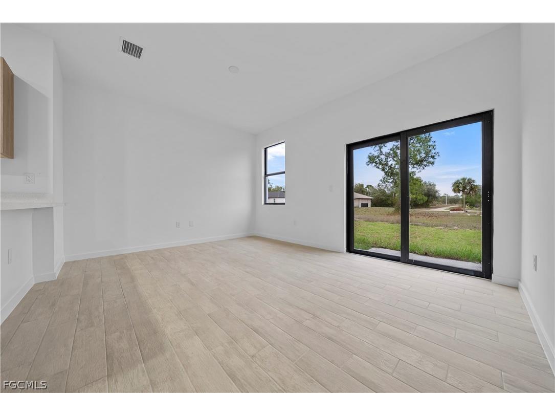 6002 Olive Avenue N Lehigh Acres FL 33971 2026013415 image4