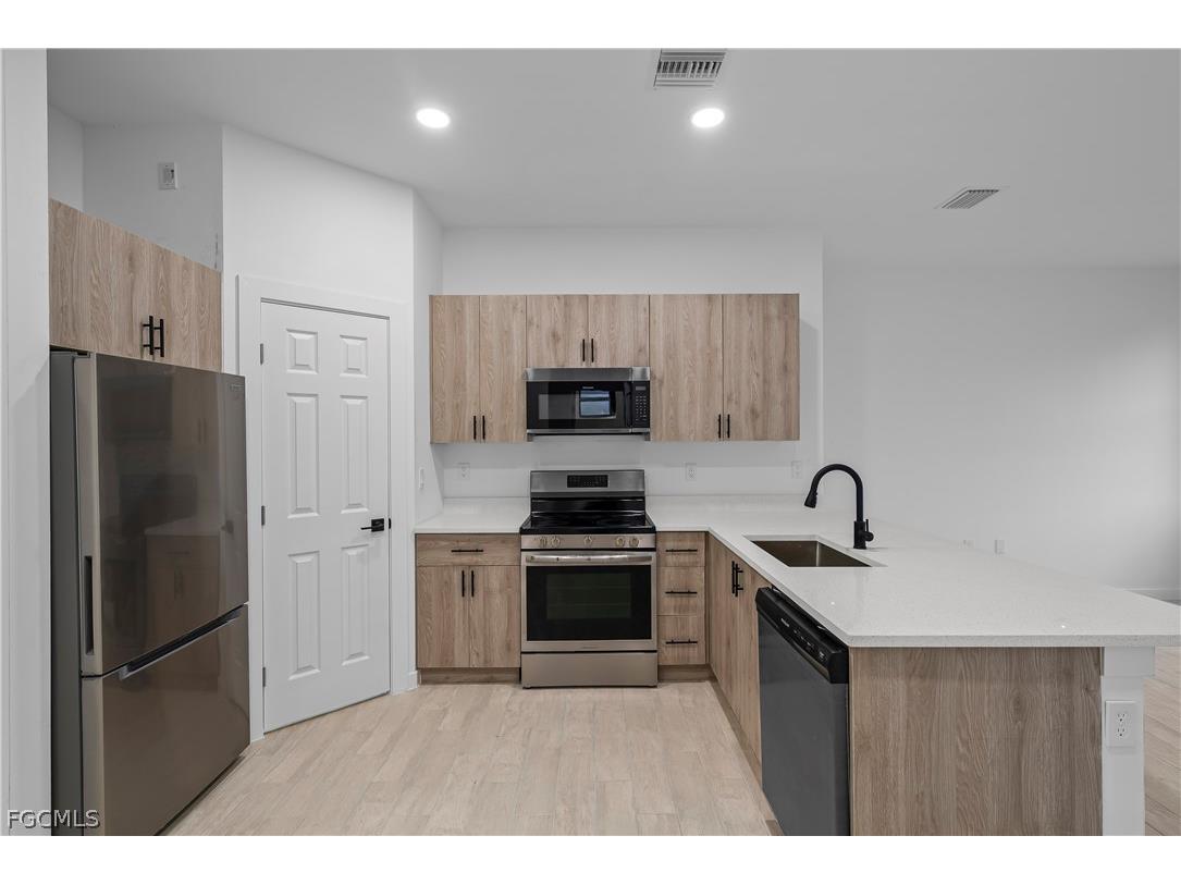 6002 Olive Avenue N Lehigh Acres FL 33971 2026013415 image8