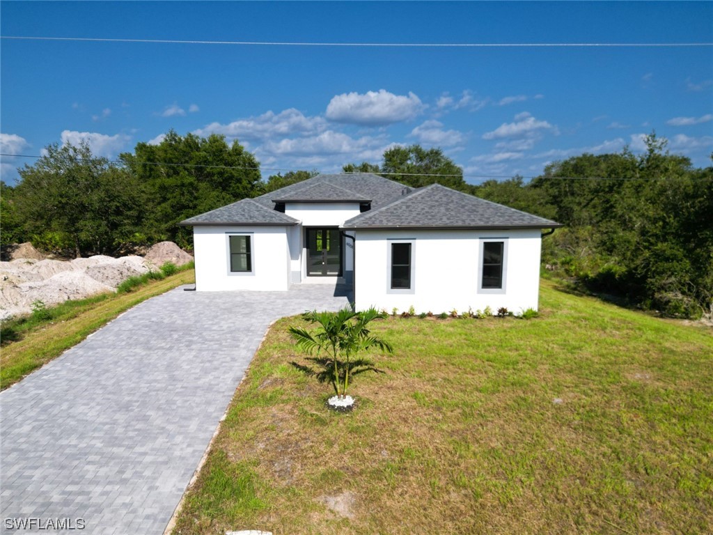 6005 Beth Avenue N Lehigh Acres FL 33971 223042319 image1