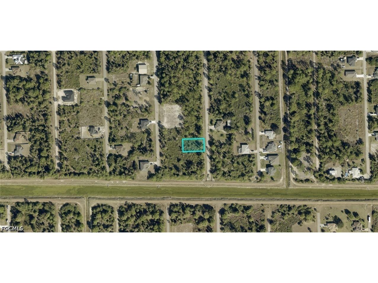 6005 Sally Avenue N Lehigh Acres FL 33971 2026031564 image2