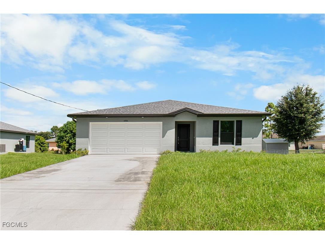 6006 Paula Avenue N Lehigh Acres FL 33971 2025011274 image1