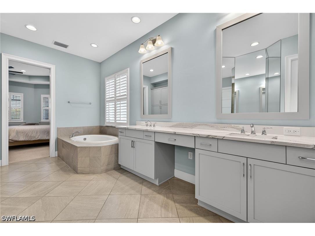 6007 Barthelemy Avenue Naples FL 34113 226016726 image28