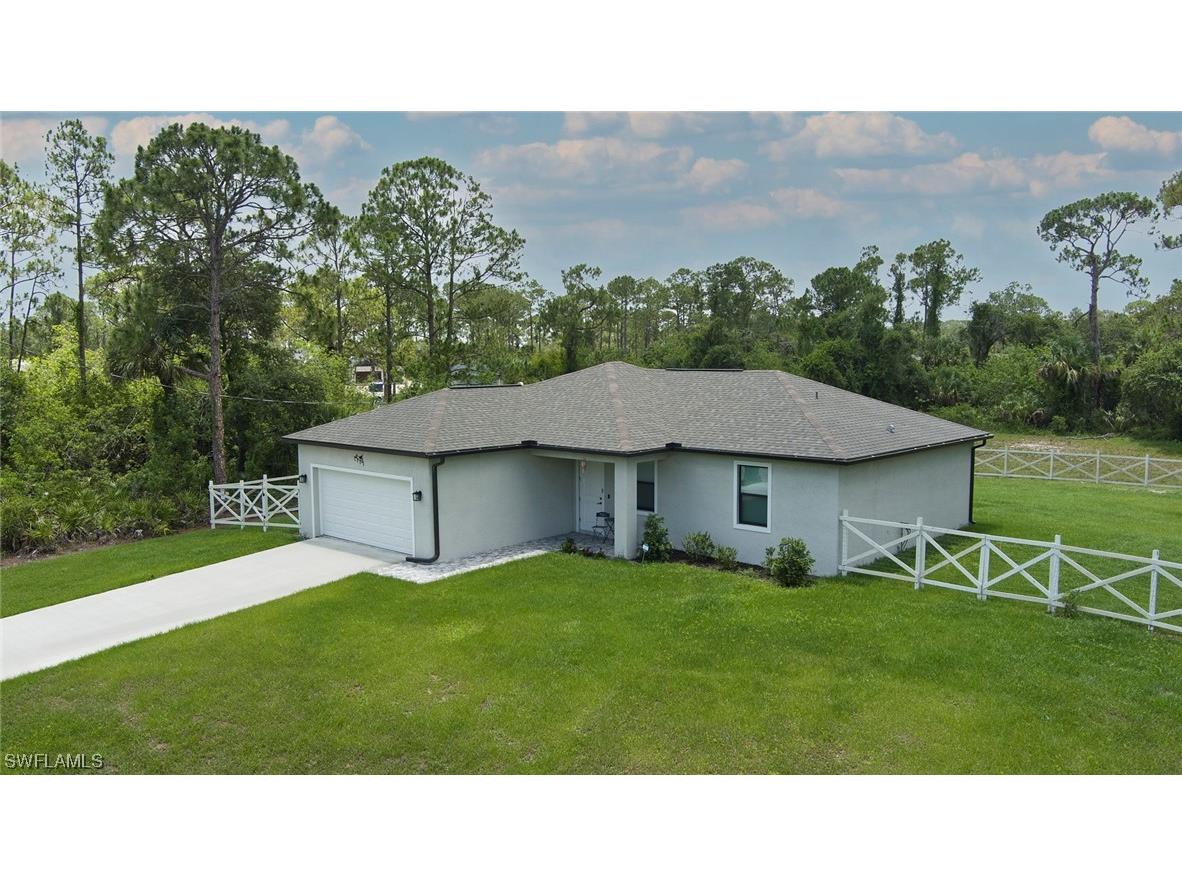 6008 Petal Court Labelle FL 33935 223042793 image1