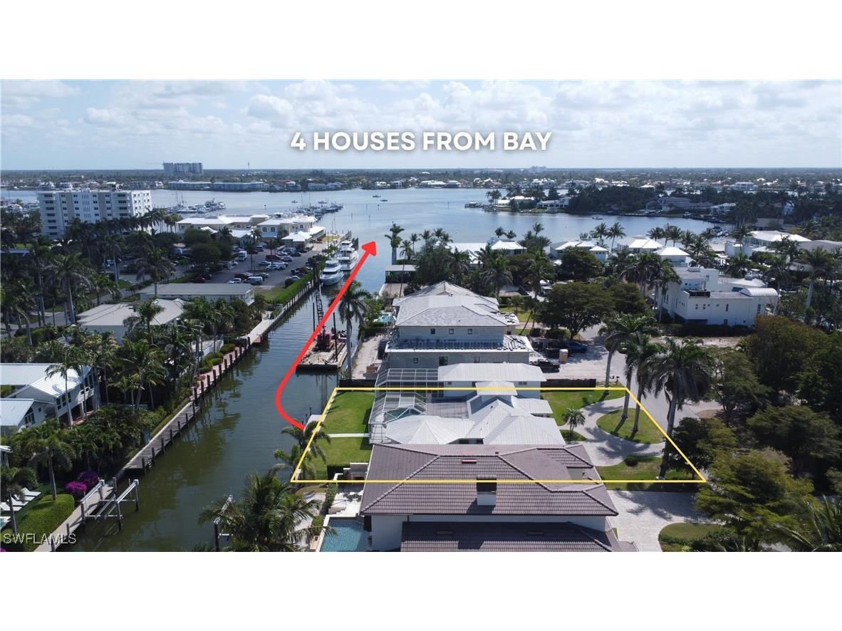 601 15th Avenue S Naples FL 34102 225037430 image1