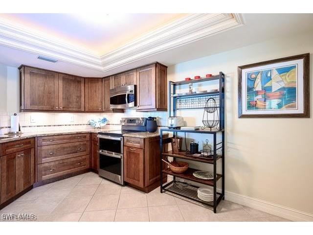 601 Beachwalk Circle #L-104 Naples FL 34108 226003517 image1