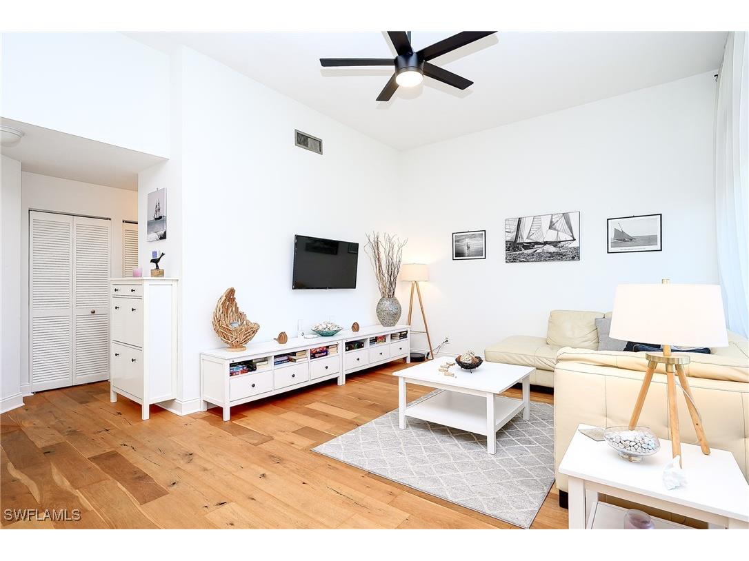 601 Beachwalk Circle #L202 Naples FL 34108 225073072 image14