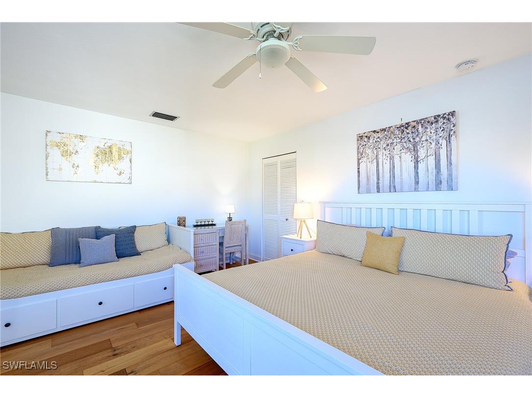 601 Beachwalk Circle #L202 Naples FL 34108 225073072 image17