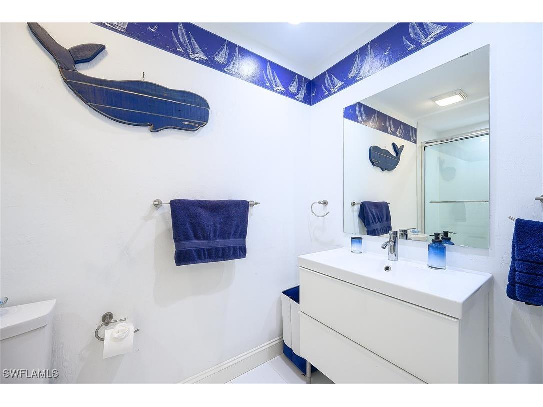 601 Beachwalk Circle #L202 Naples FL 34108 225073072 image21